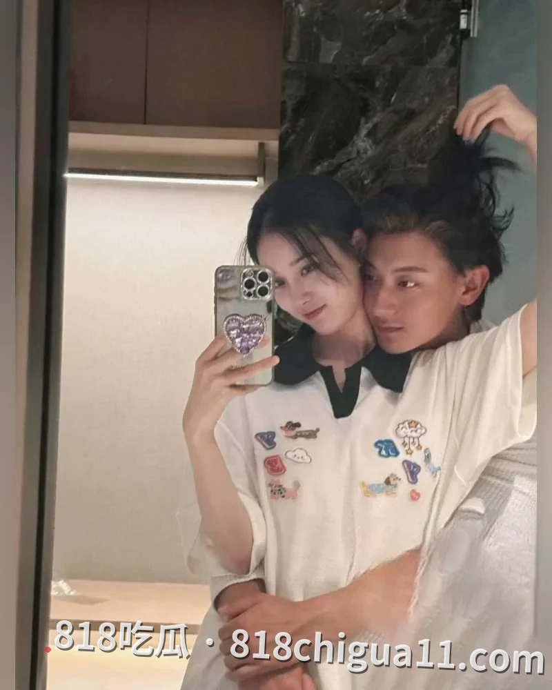 顶流明星黄子韬与徐艺洋官宣当父母事件!孕期内管不住大屌找外围女嫖娼泄火,激情爽操骚逼翘臀母狗,
