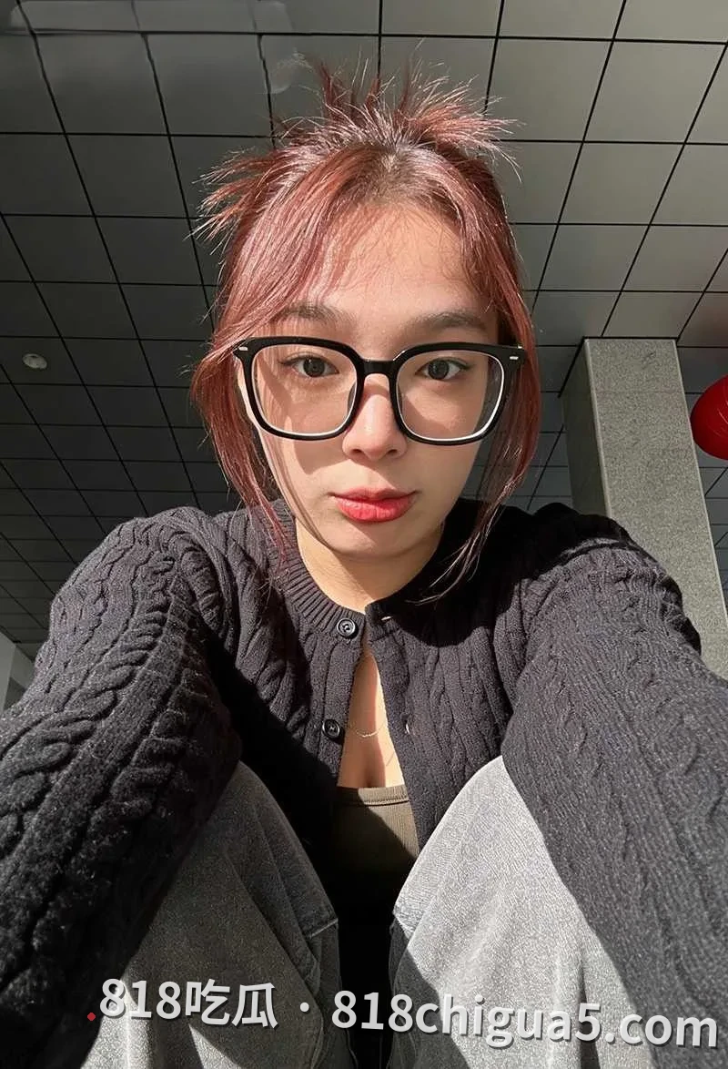 遇到母狗怎么办脱下裤子狠狠干 黑龙江眼镜妹吴雪被男友肛塞后入狠狠调教视频