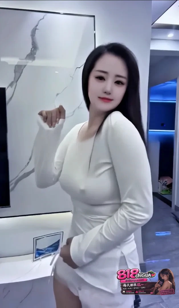 抖音网红御姐星辰骚舞自慰私拍福利合集流出无罩抖奶骚舞肉感身材骑乘阳具自慰插穴淫水狂喷