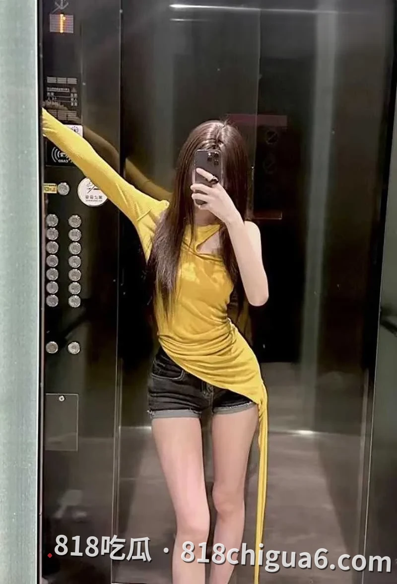 修电脑事件在线 抖音网红齐婧煊私密自慰视频 竟然是出售旧电脑 尺度碾压网黄