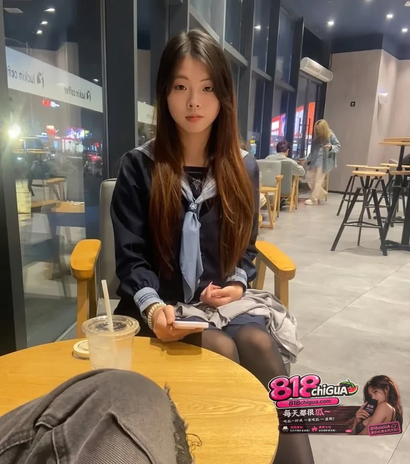华南理工大学计算机科学与工程系 女大学生陈潇潇 穴毛茂盛被蒙眼玩到高潮腿软