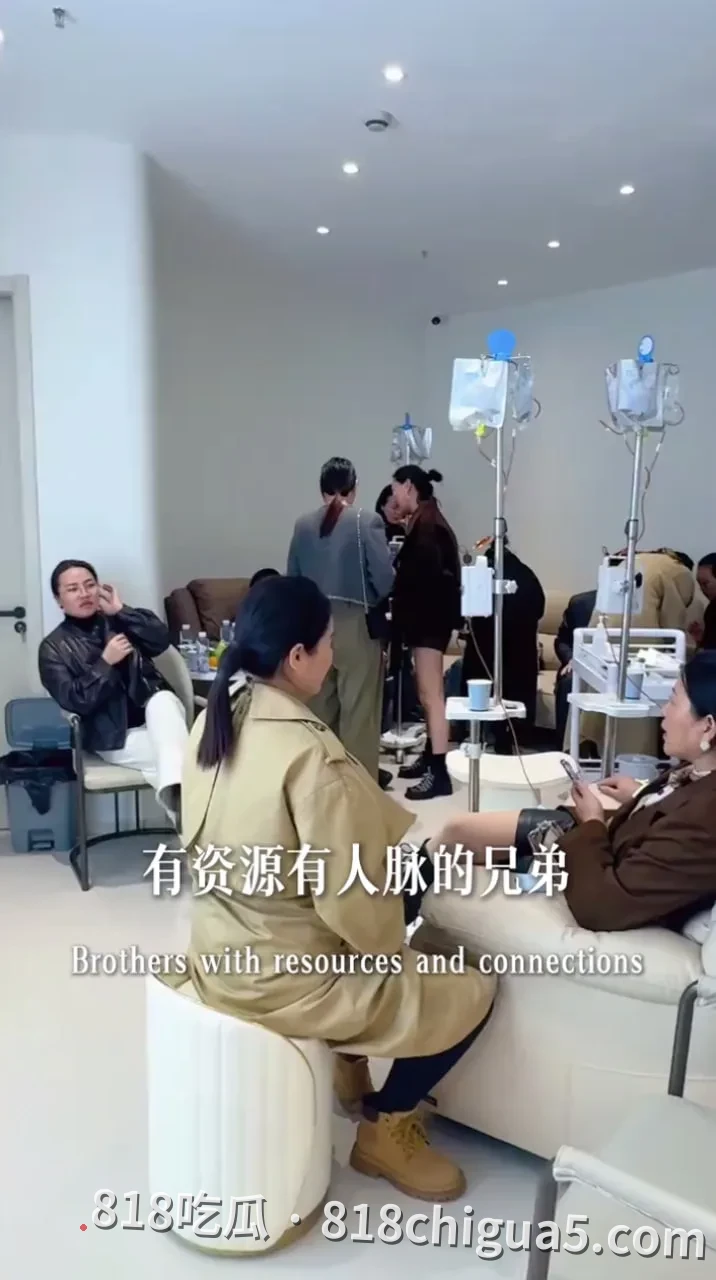 于文红55岁与26岁男模任任(刘昱辰)3个月砸5000万:虞美人创始人“六五婚”爱情大戏,送劳斯莱斯、彩礼、公司股权,官宣在美国生娃?