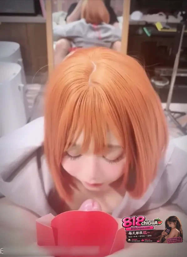 反差女友Cosplay麦当劳妹妹开腿露穴手持薯条彻底放浪成专属母狗乖乖跪在镜前吞吐肉棒颜射满脸白浊沿唇角溢出!