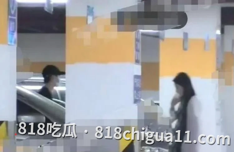 雷神之锤男演员黄嘉新黑料事件曝光!前女友指控他的多项不当行为,包括逼迫打胎进行流产、强制上环及与孙雪儿发生婚外情,性爱视频被网友扒出。