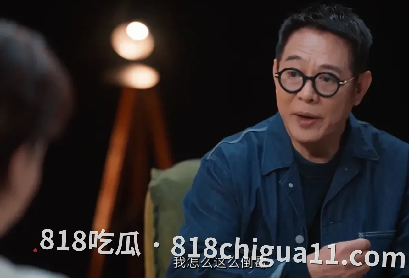 李连杰罕聊病痛:2周熬白头,甲亢容貌大变,有钱帮不了女儿
