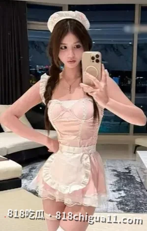 抖音网红八酱大尺度私拍视频合集!黑丝美腿勾人心魄,犬跪姿势疯狂自慰,脸上一副欠操的样子。