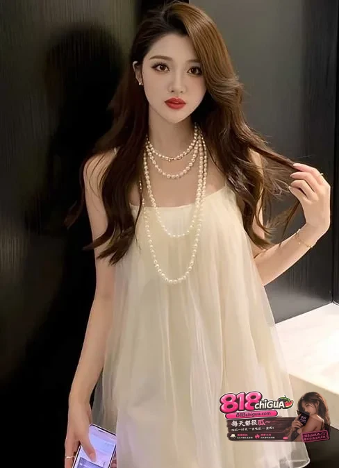 抖音高颜美女网红气质御姐甜喷私下与榜一大哥玩调教丝袜滴蜡电动玩具轮番上阵及其下流