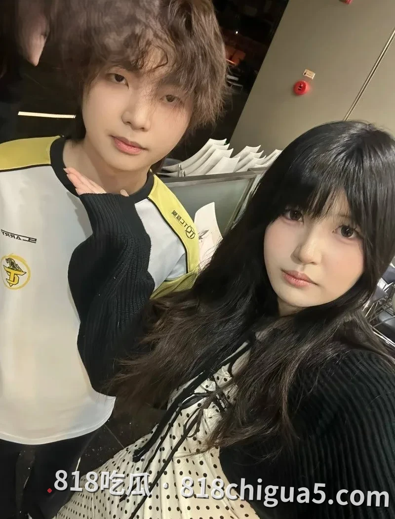 无锡TCG语钦陷争议风波:前任实名爆料出轨、家暴、PUA及私联粉丝,多份聊天记录流出,电竞圈彻底炸锅