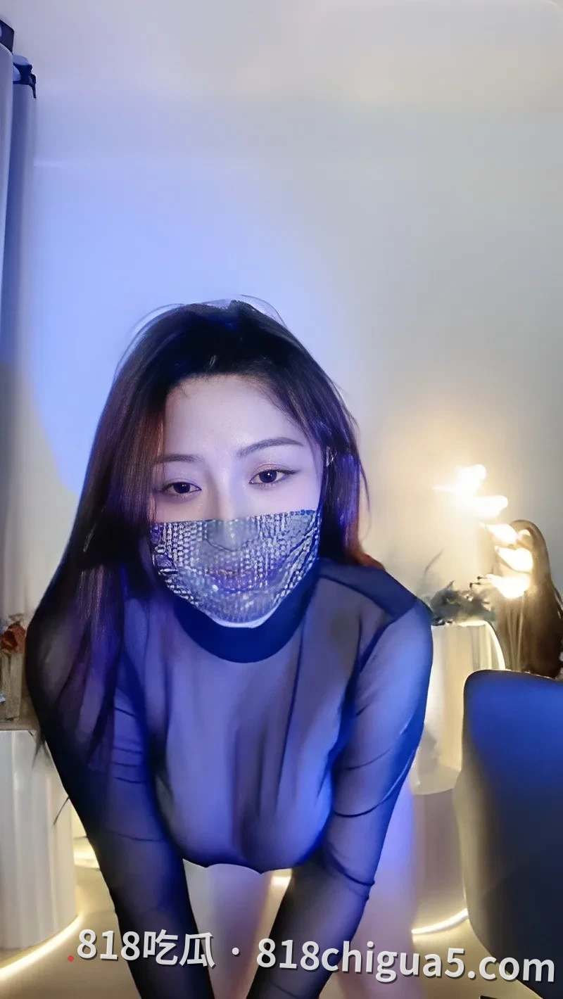 女主播致命舒芙蕾 直播录屏情趣制服狂甩巨乳 表情妩媚看的热血沸腾