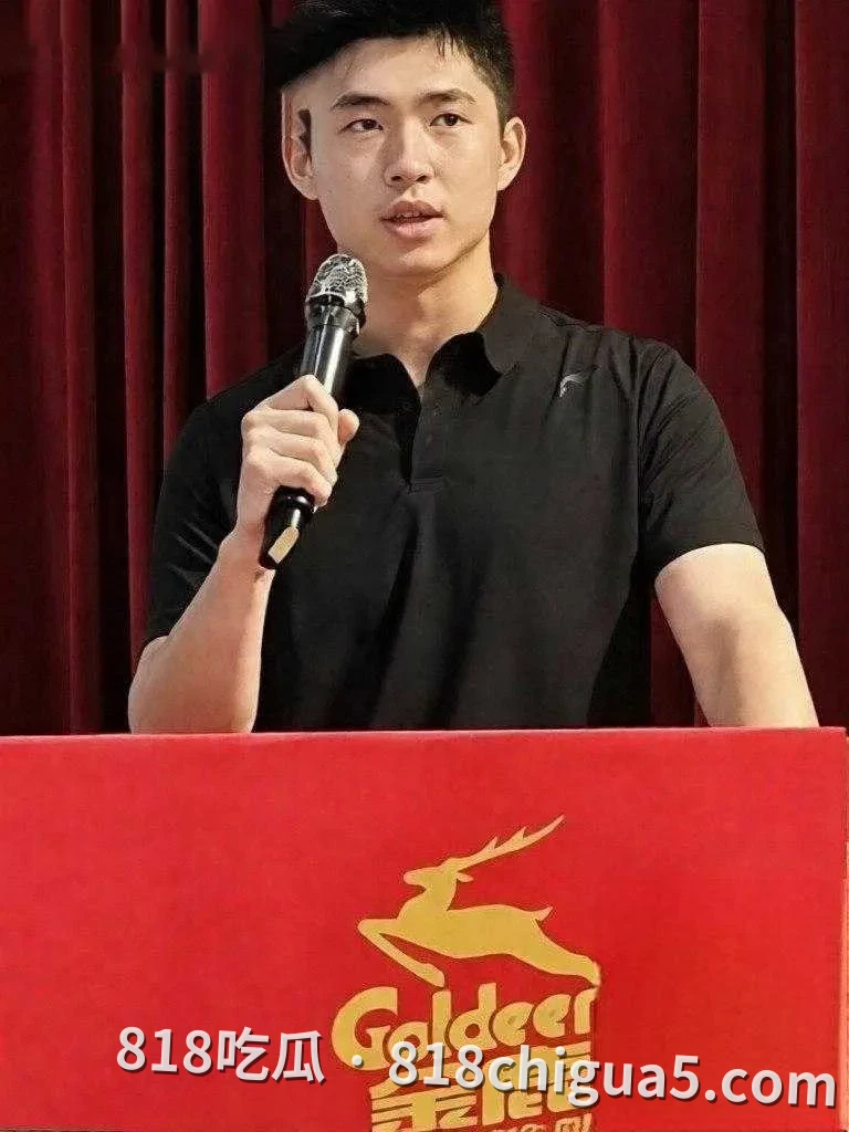 内地影视女星杨采钰与陈金飞恋爱期间意外怀孕,分手后找金鹿集团富三代张向荣当接盘侠,性爱视频被网友扒出曝光!