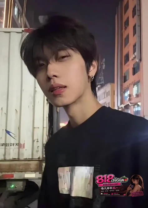 抖音30万粉男网红zzx7(钟嘉森)长期睡粉骗炮实锤!女网红小涵实名爆料:初次见面就要求无套做爱,引全网怒骂彻底塌房!