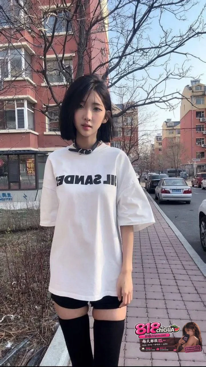 抖音60万粉丝高颜值网红行简6月福利合集泄露!假鸡巴跳蛋双管齐下自慰劲爆视频爆出