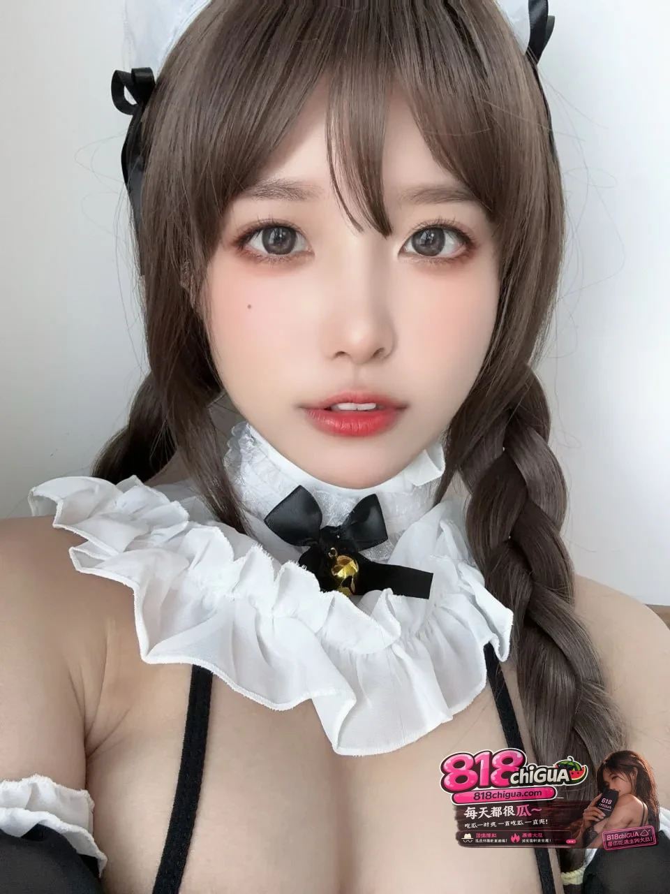 布丁大法最新cosplay女仆 全程在镜头前裸足幻想玉足挑逗踩弄肉棒 肥臀对着镜头疯狂特写