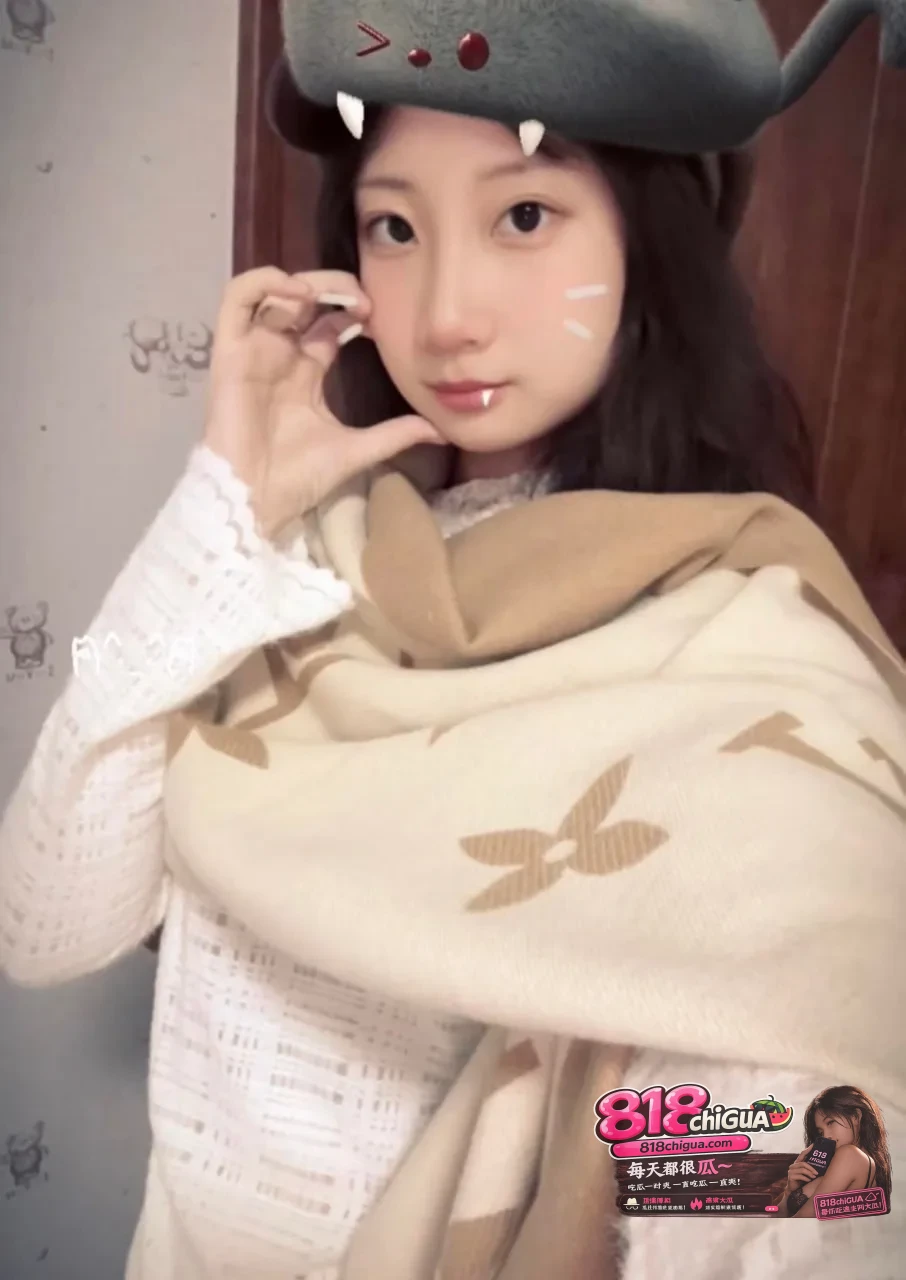 河北清纯女大学生小苗网上约炮渣男被渣男直接把视频发在网上各种姿势后入上位榨精