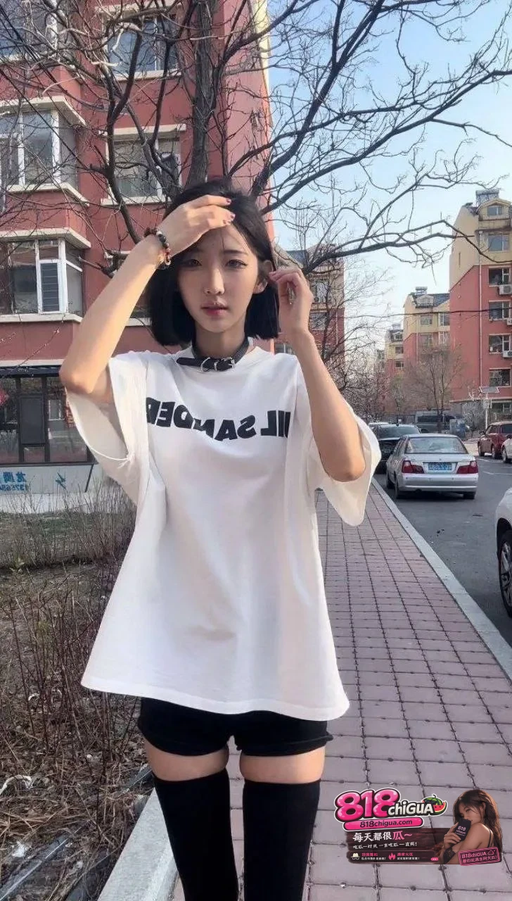 抖音60万粉丝高颜值网红行简6月福利合集泄露!假鸡巴跳蛋双管齐下自慰劲爆视频爆出