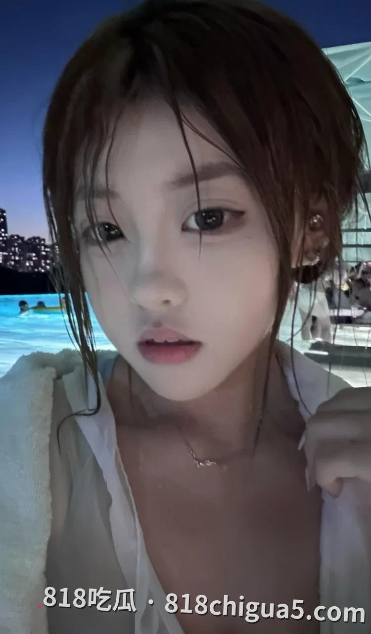性感黑丝制服合集！辽宁丹东大眼萌妹戴燕玫反差自拍性爱视频曝光，巨乳肥臀被大屌操到不能自理，浪叫声谁都把持不住
