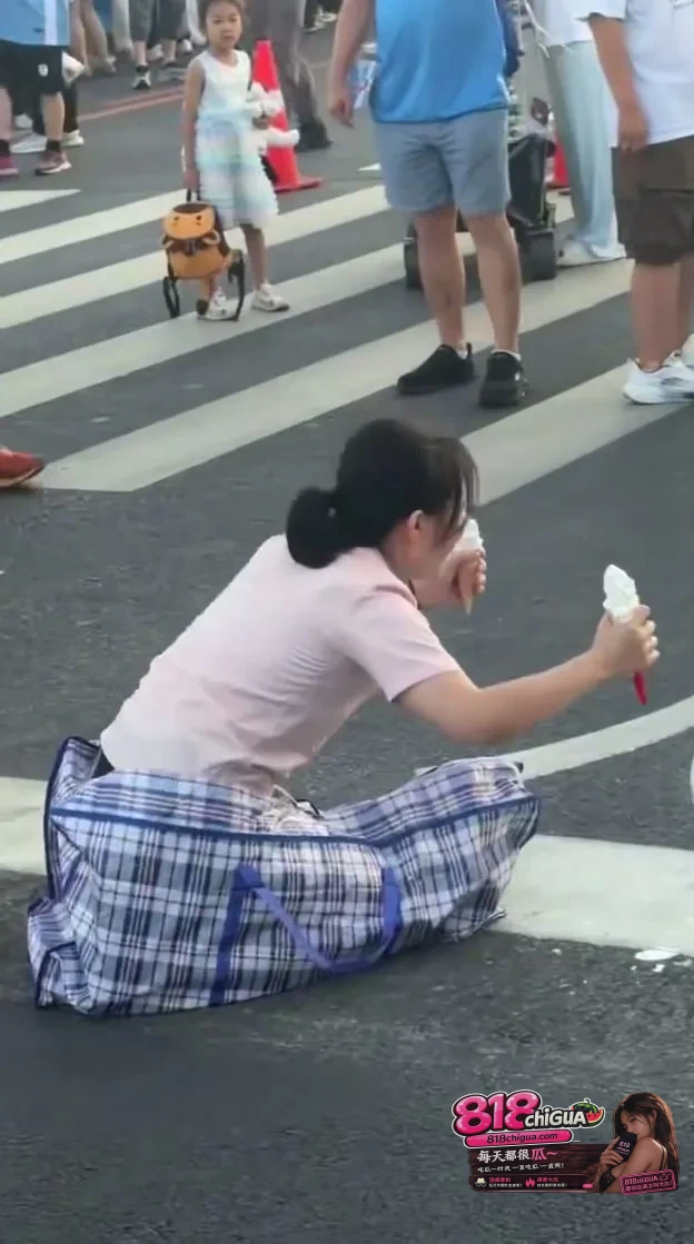 网红“博眼球”终翻车！辽宁博主韩炫雅梭鱼湾离谱表演被警方带走
