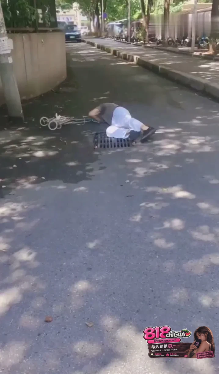 老人摔倒先拍视频再施救：这不是冷漠，而是普通人自保的“无奈与清醒”