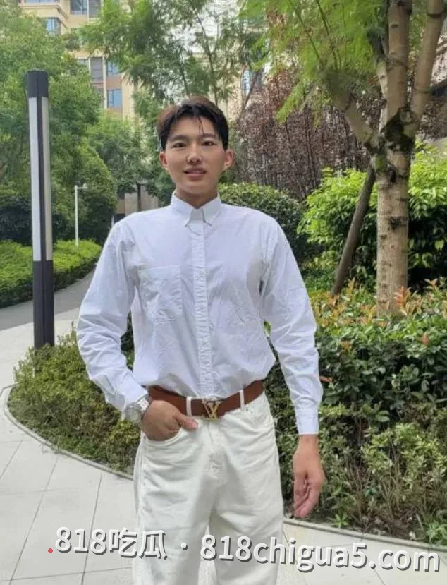 抖音246万粉男网红杨少万字长文怒撕前妻柠柠!知三当三婚内出轨,酒店约炮换装黑丝被情夫爆操打桩,励志单亲妈妈人设彻底崩塌!
