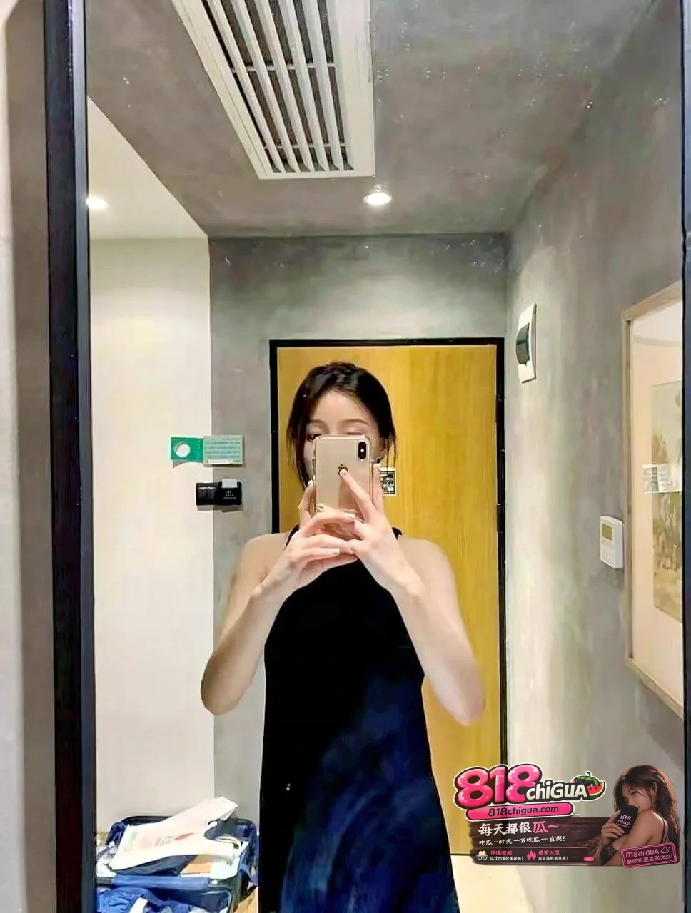 哈尔滨极品女神小小酥与男友不雅自拍视频全网曝光!露脸实拍口交吃鸡,女上位坐骑扭腰榨干男友精液!