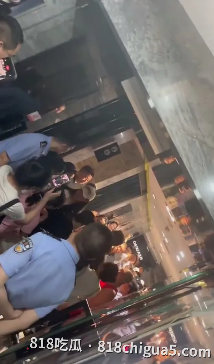 独角兽企业深陷欠薪风波!大龙网工人齐聚门口高喊“还钱”,跨境电商巨头怎么了?