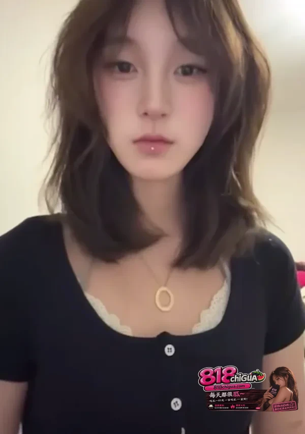 杭州07年小母狗韩仲忆人前高冷人后淫荡床上骚浪表现让人叹为观止反差令人惊叹