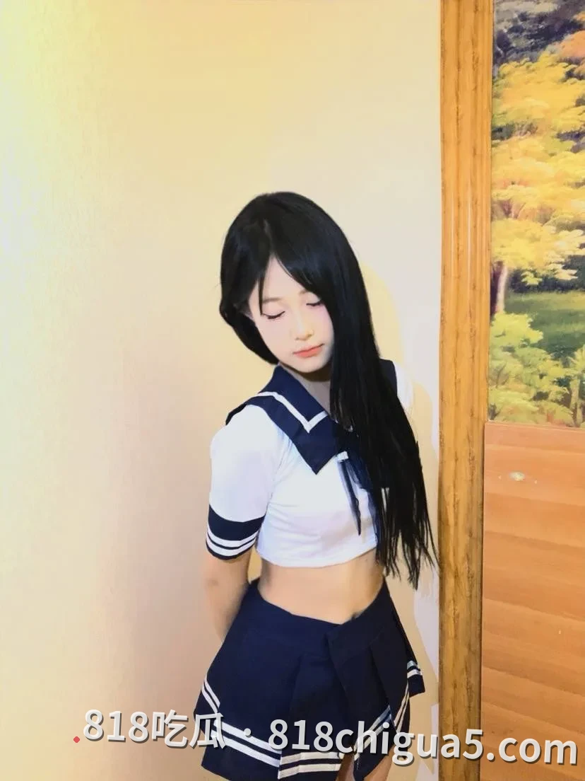 广州天河18岁女大学生嘉嘉主动给口交视频泄密，甜美淫叫声线勾人心魄 ，床上简直就是无情的精液收割机。