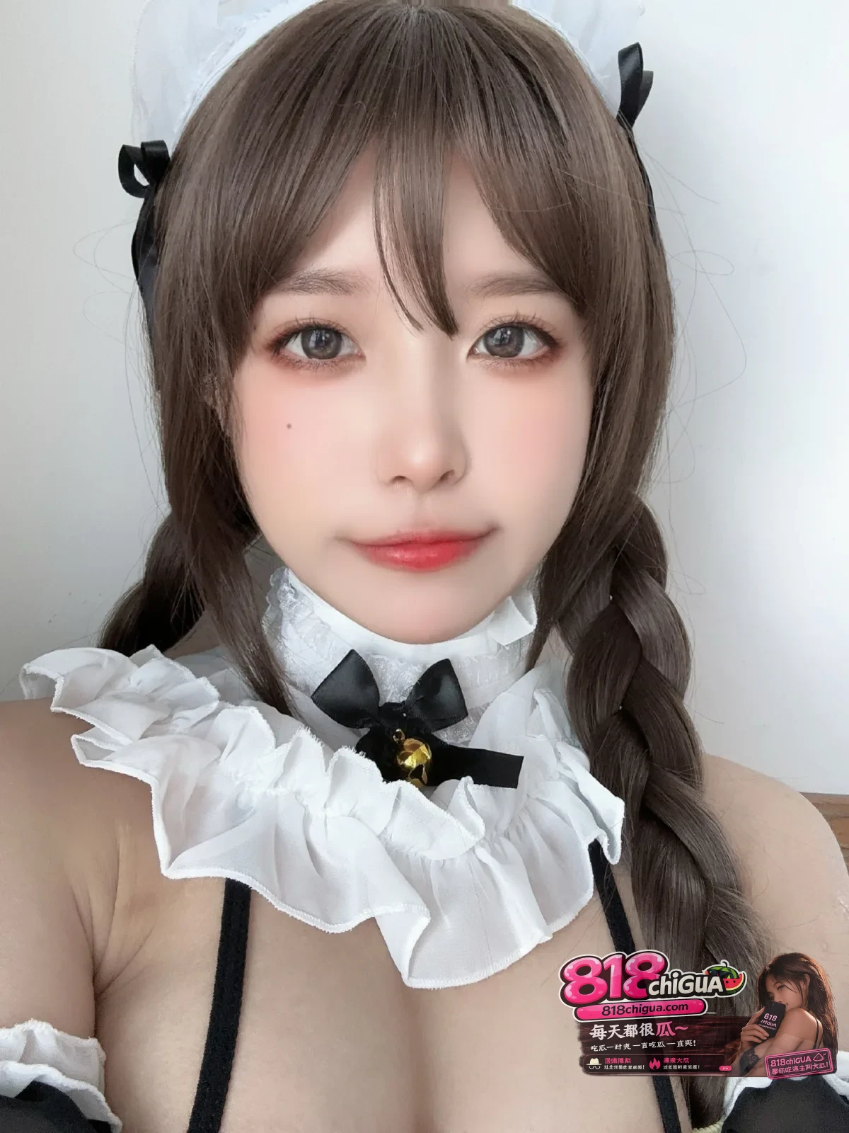 布丁大法最新cosplay女仆 全程在镜头前裸足幻想玉足挑逗踩弄肉棒 肥臀对着镜头疯狂特写