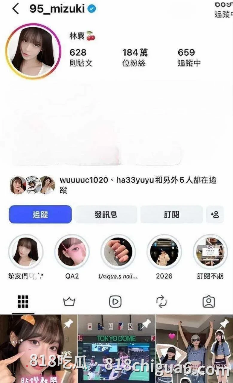 台湾知名女子高校啦啦队成员林襄在更衣室被偷拍，天然饱满的双峰因重力微微下垂，几乎要从衣服里跳出来，看得让人血脉喷张！