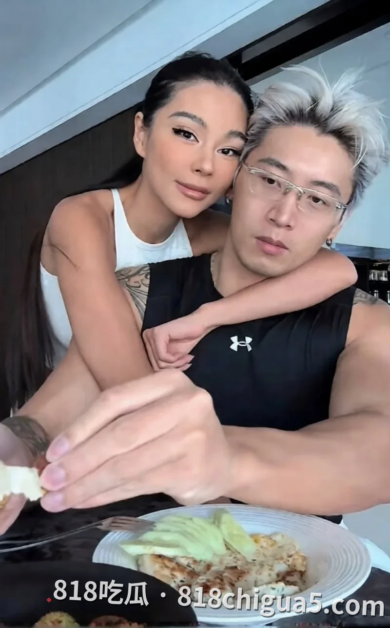 抖音百万网红晚安晶晶酱出轨体制情夫,男友戴诚亨陪跑五年惨遭抛弃内幕