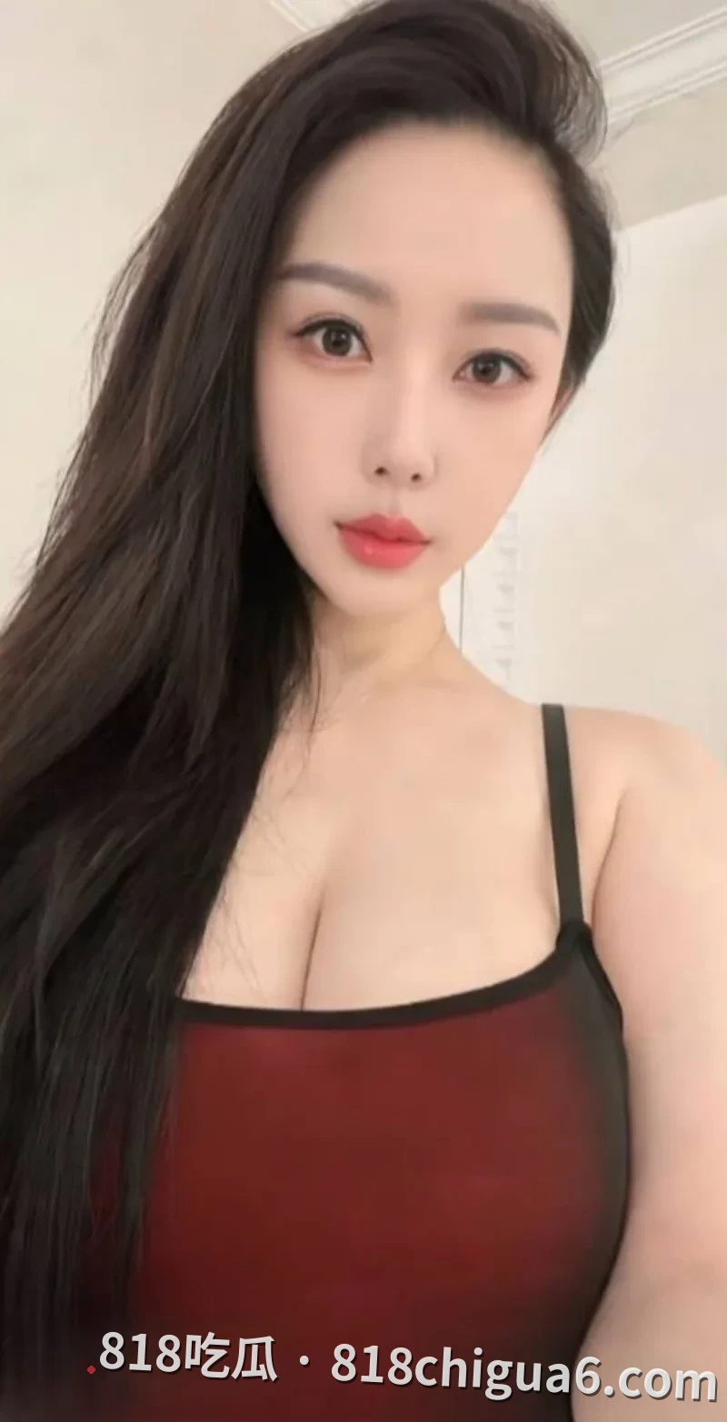 快手巨乳网红珍珍珍珠线下服务榜一视频泄密流出 青筋大奶乳交 后入内射插到流满白浆