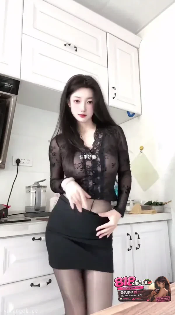 快手45w粉网红长腿御姐熟女娇妻重金定制私密福利大长腿夹紧玩具磨弄玉足诱惑动作骚撩